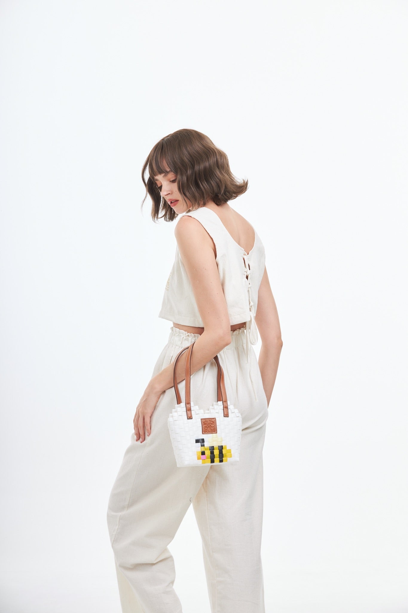 Bee Heart Basket Bag XS - White