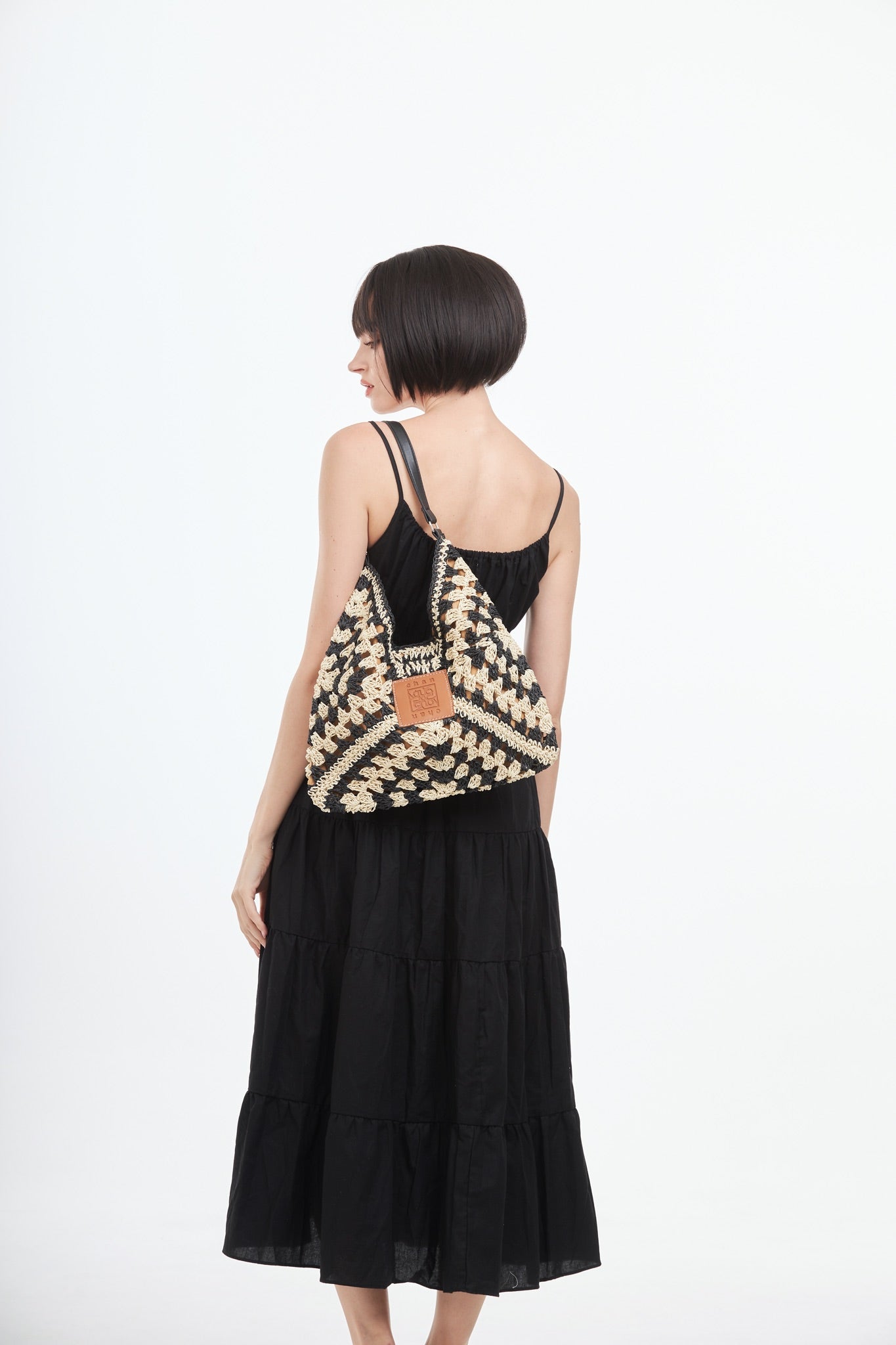 Everyday Earth – Woven Tote Bag – Black Brown
