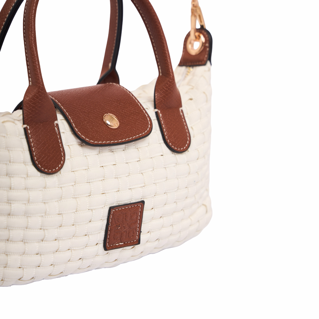 Midnight Weave – Woven Shoulder Bag M – White