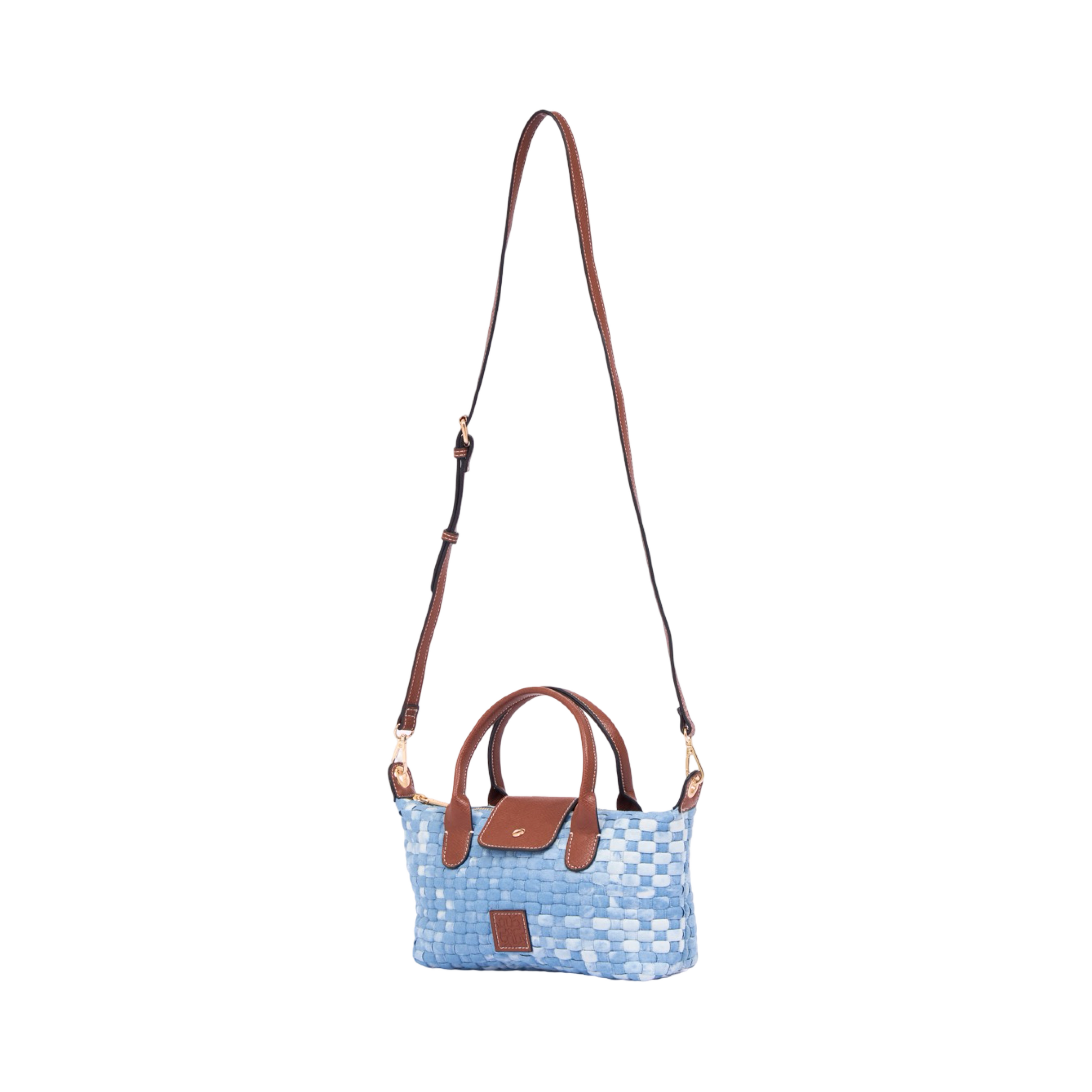 Midnight Weave – Woven Shoulder Bag M – Light Denim