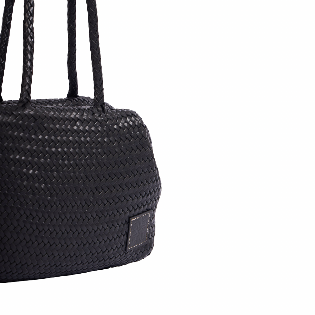 Artisan Leather – Woven Leather Shoulder Bag – Black
