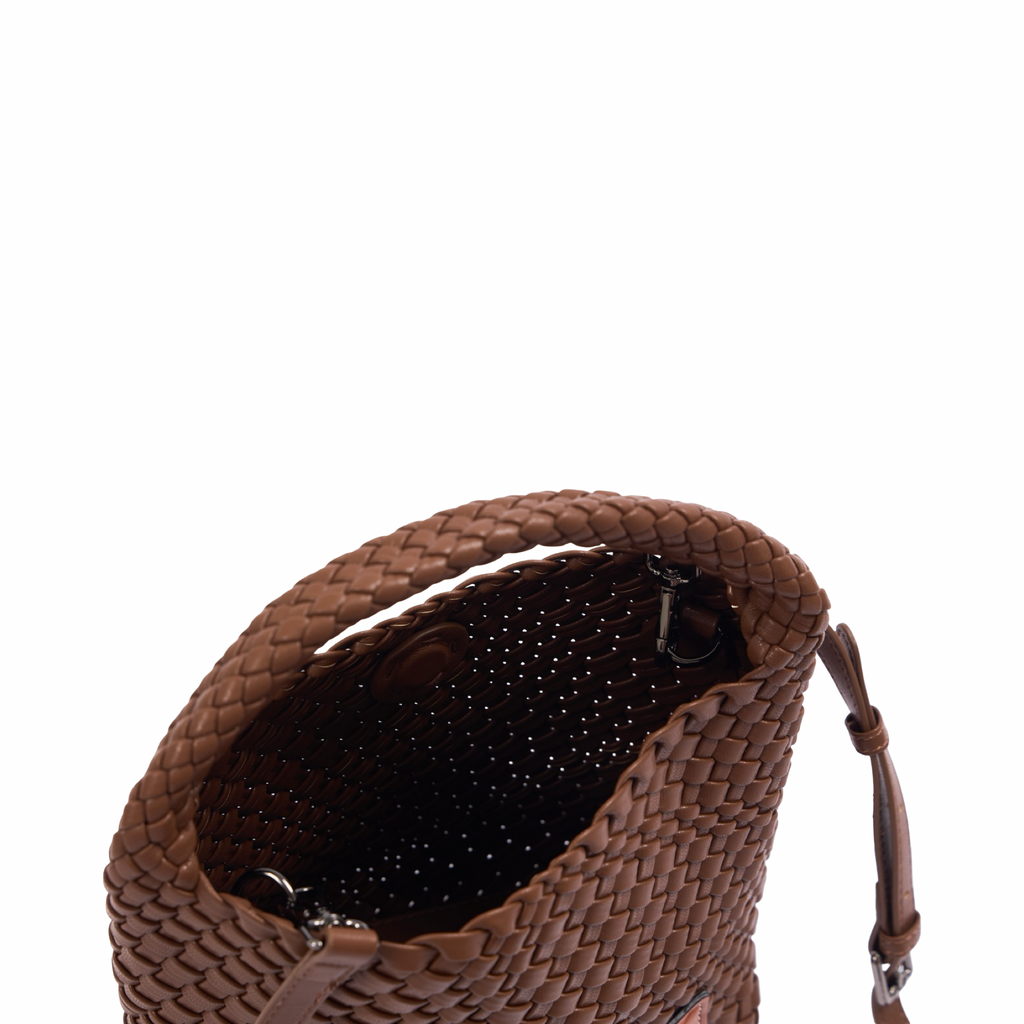 Signature Weave – Hobo Bag M – Chestnut