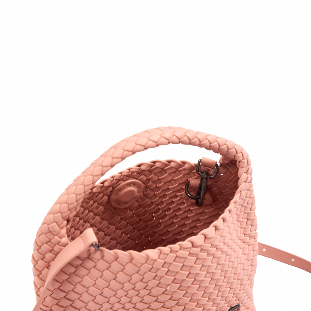 Signature Weave – Hobo Bag M – Baby Pink