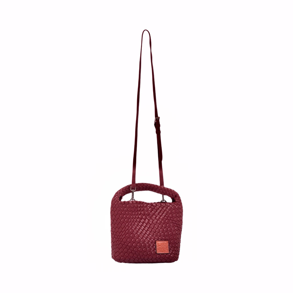 Signature Weave – Hobo Bag M – Red Wine
