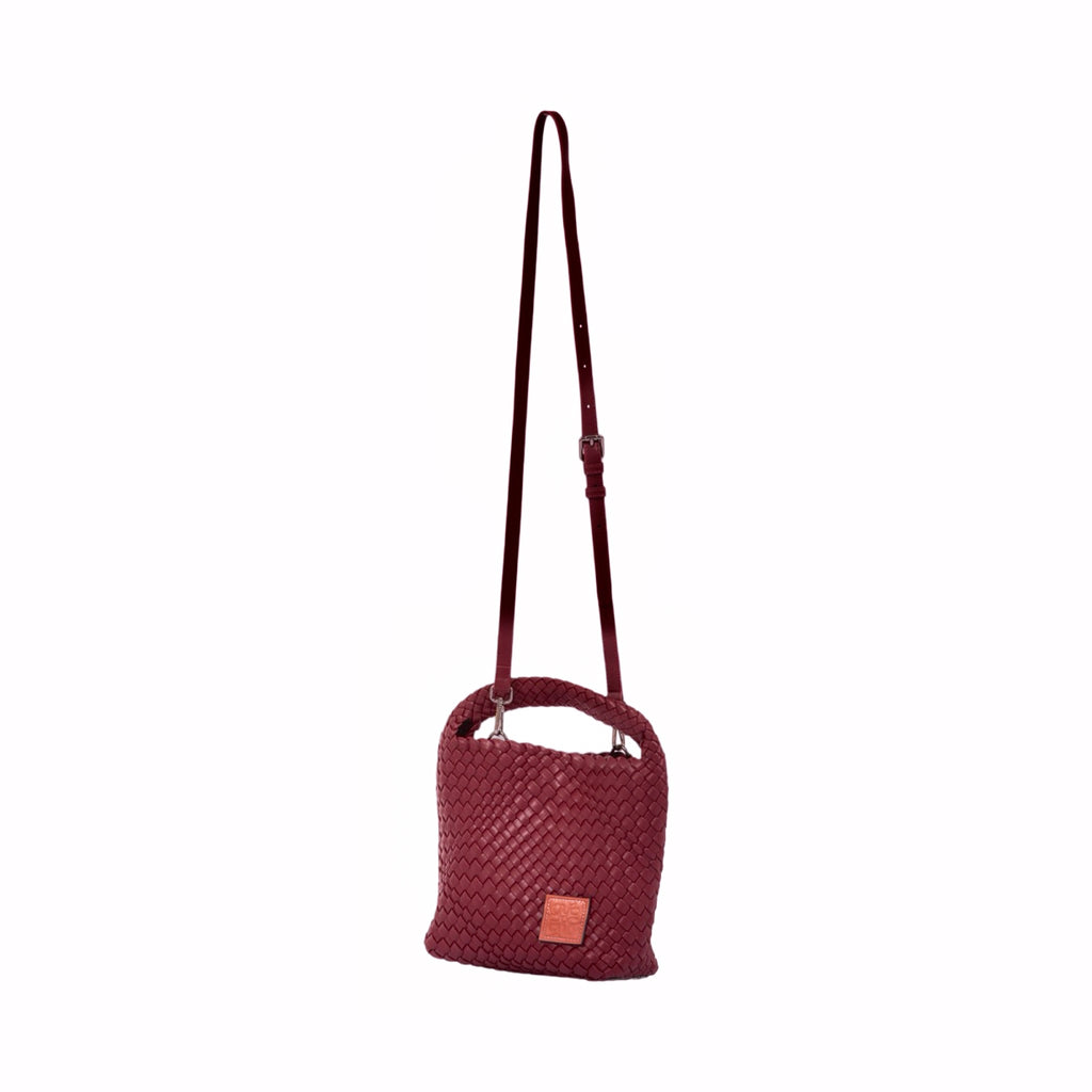 Signature Weave – Hobo Bag M – Red Wine