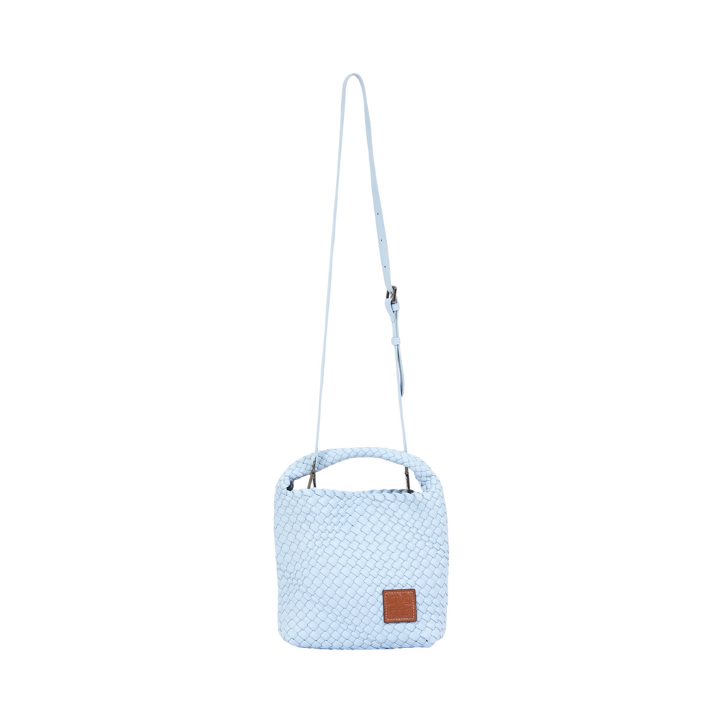 Signature Weave – Hobo Bag M – Baby Blue