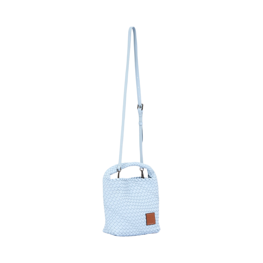 Signature Weave – Hobo Bag M – Baby Blue