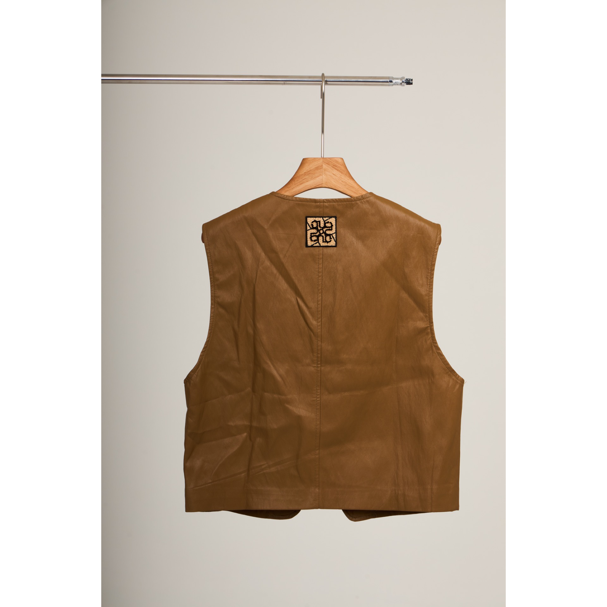 Coated Vest – Caramel Brown