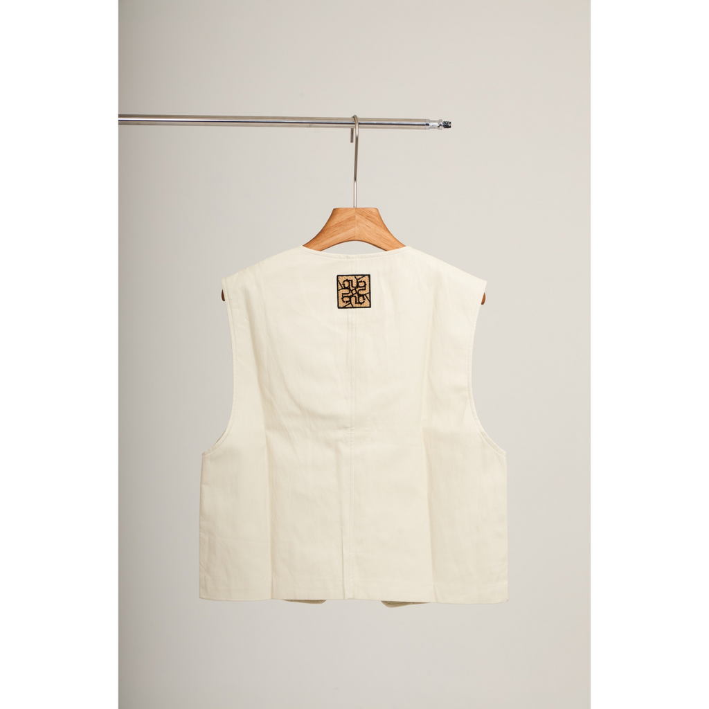 Coated Vest – White