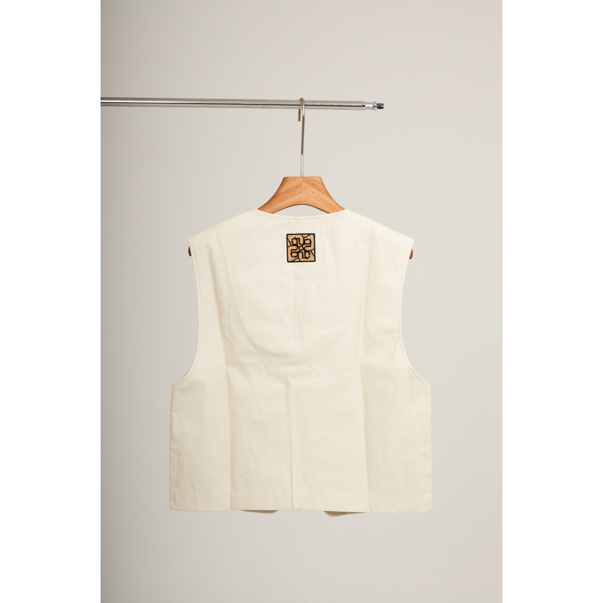 Coated Vest – White