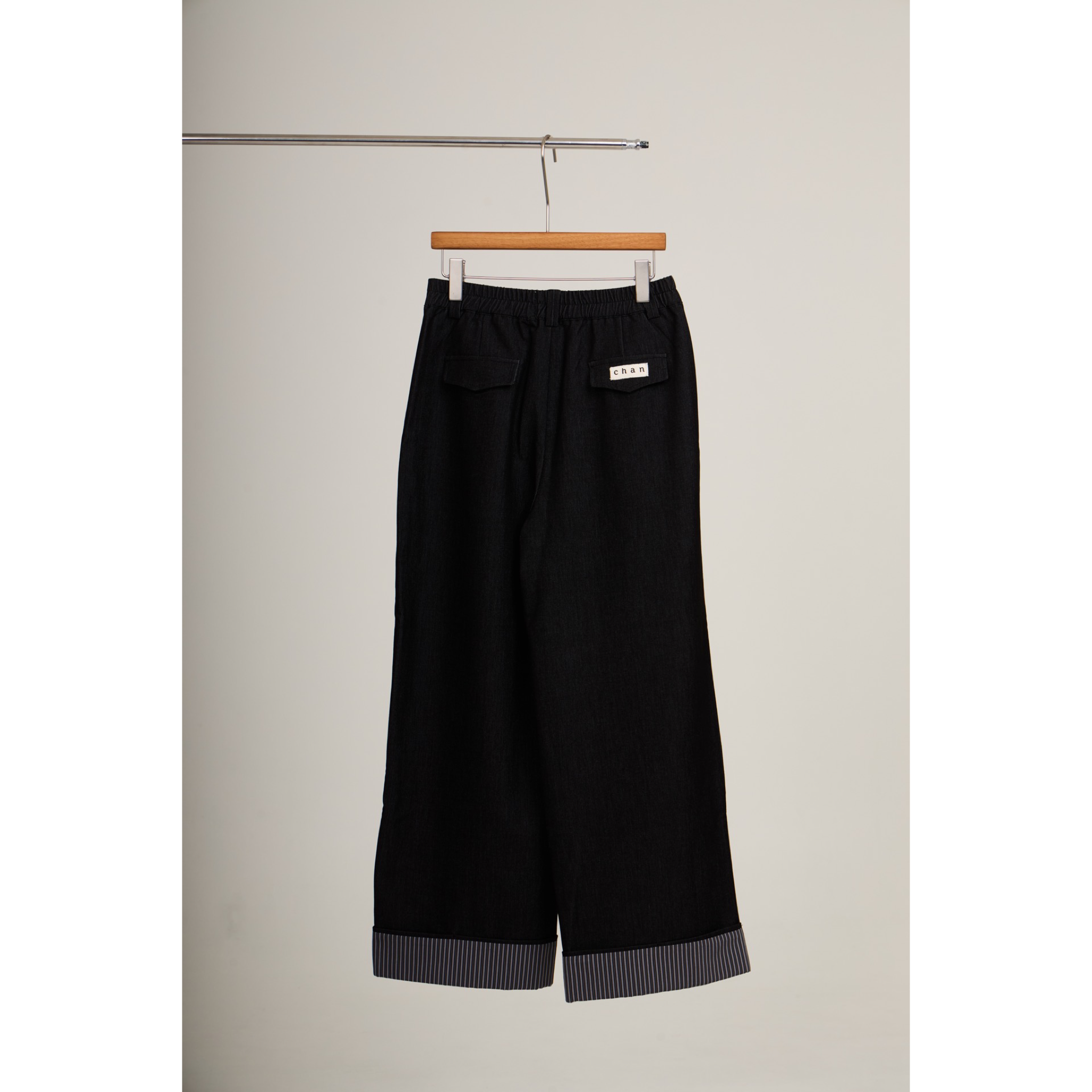 Striped Cuff Wide-Leg Pant – Black
