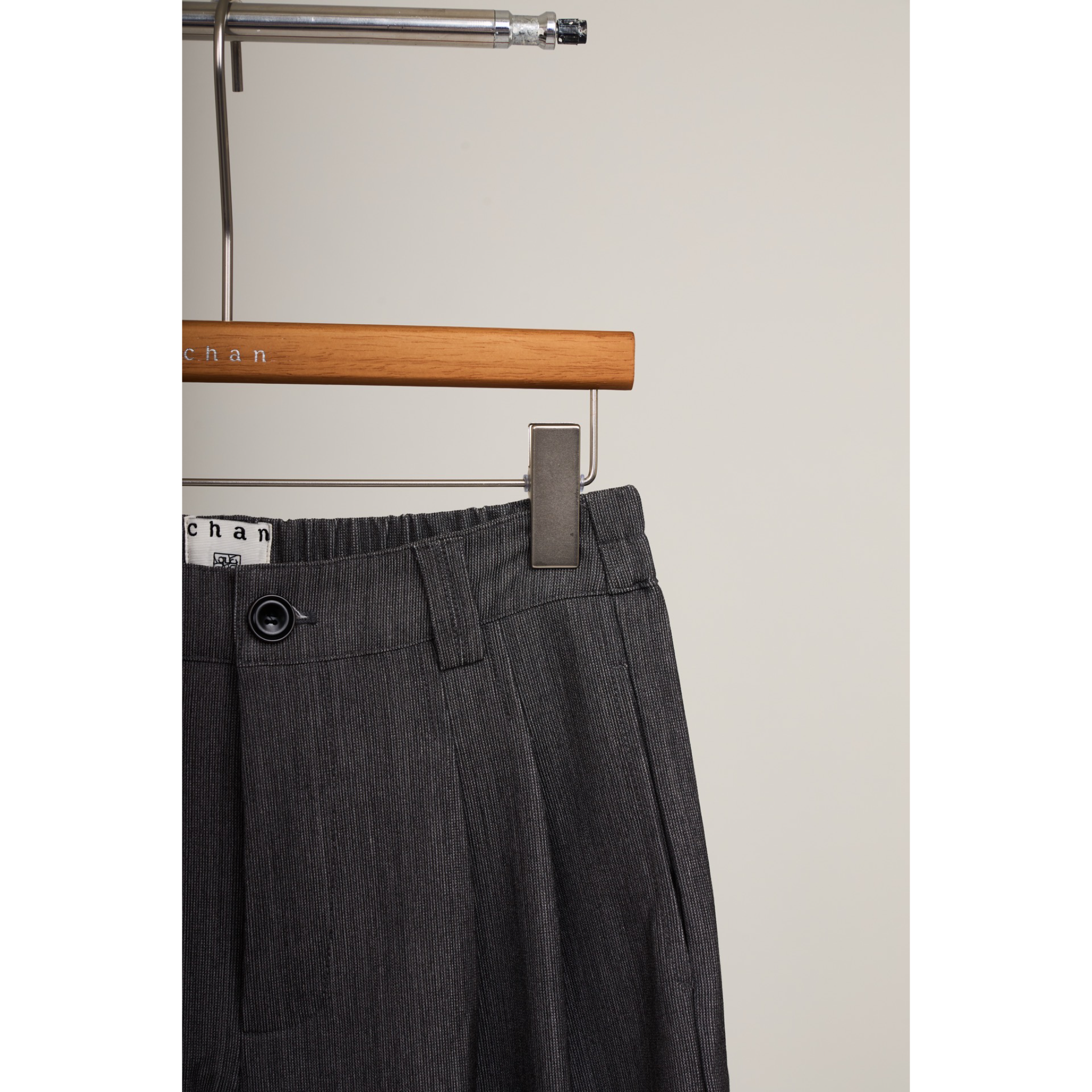Striped Cuff Wide-Leg Pant – Grey