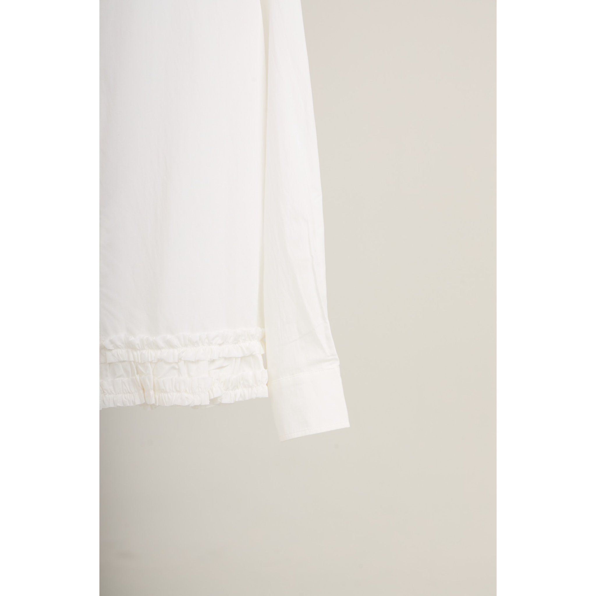 Ruffle Hem Shirt – White
