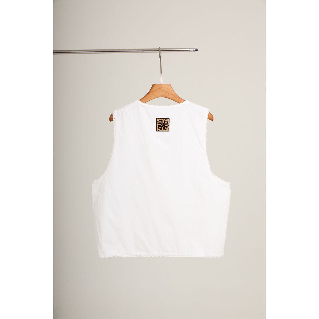 Striped Jacquard Vest – White