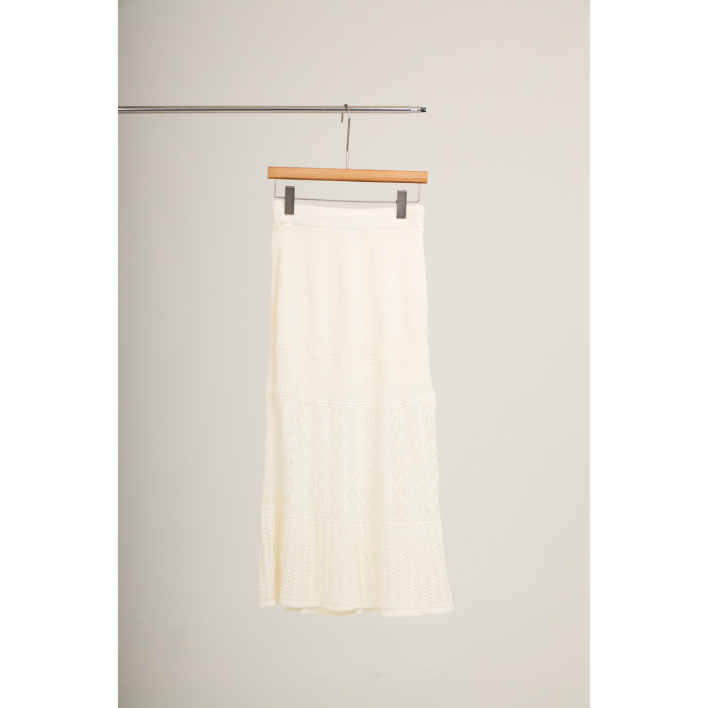 Knit Lace Flare Skirt – White