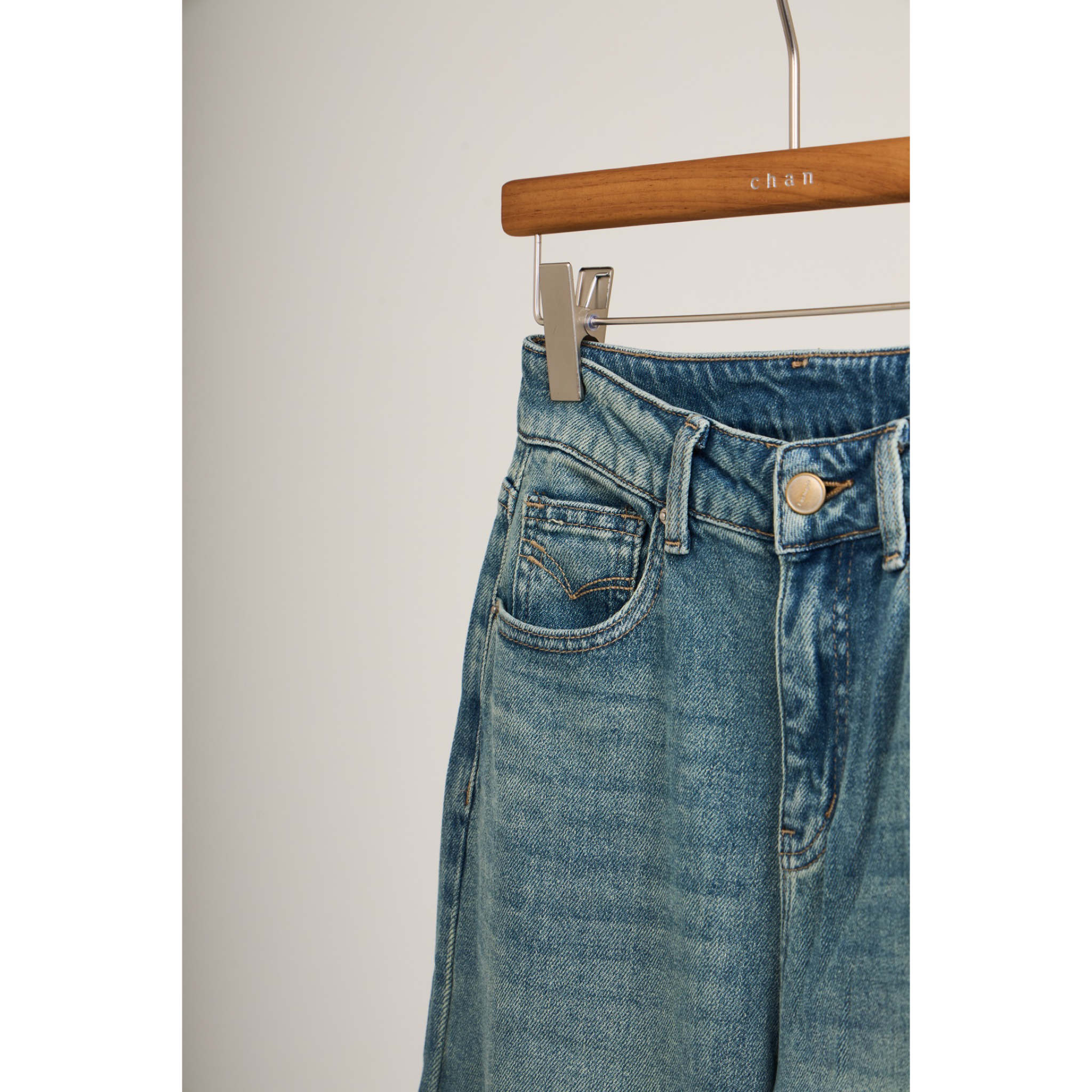 Folded Hem Straight Jeans