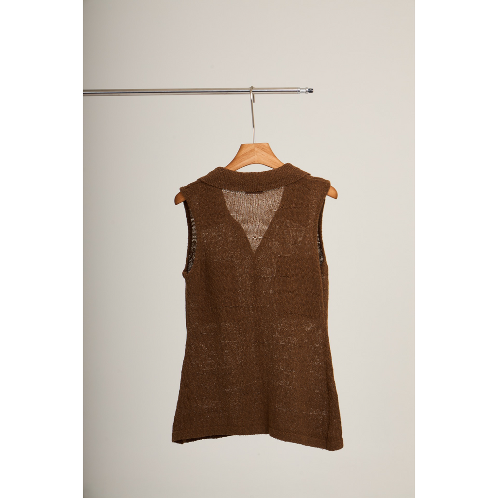 Sleeveless Knit Button Vest – Brown