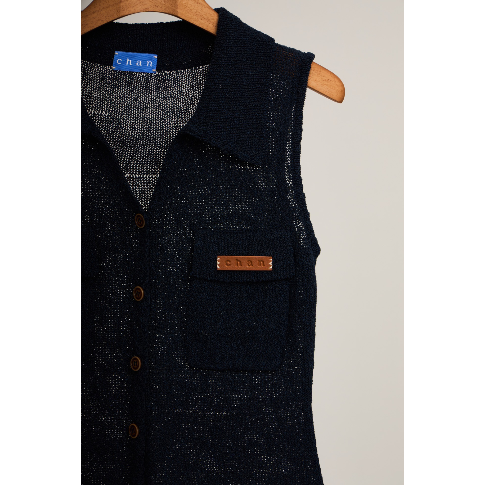 Sleeveless Knit Button Vest – Navy