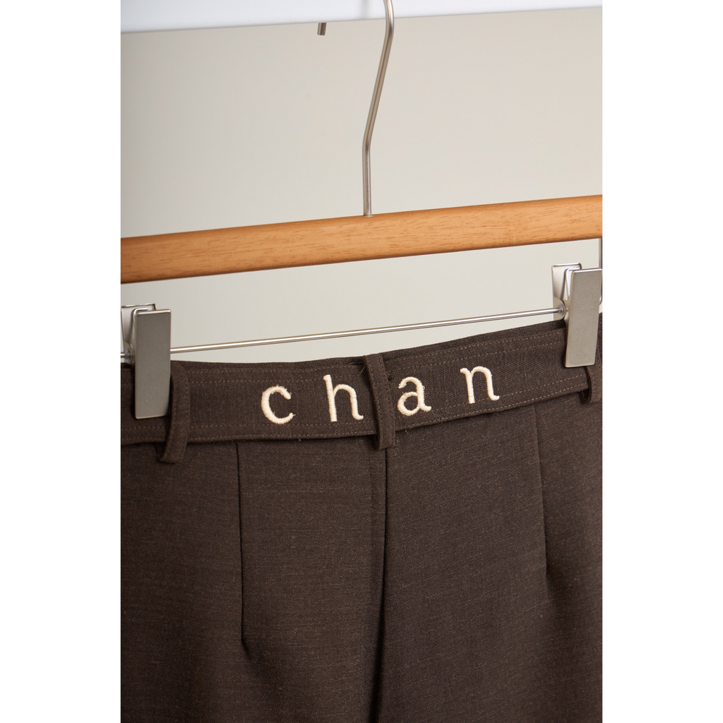 Pleated Wide-Leg Pants  – Dark Brown