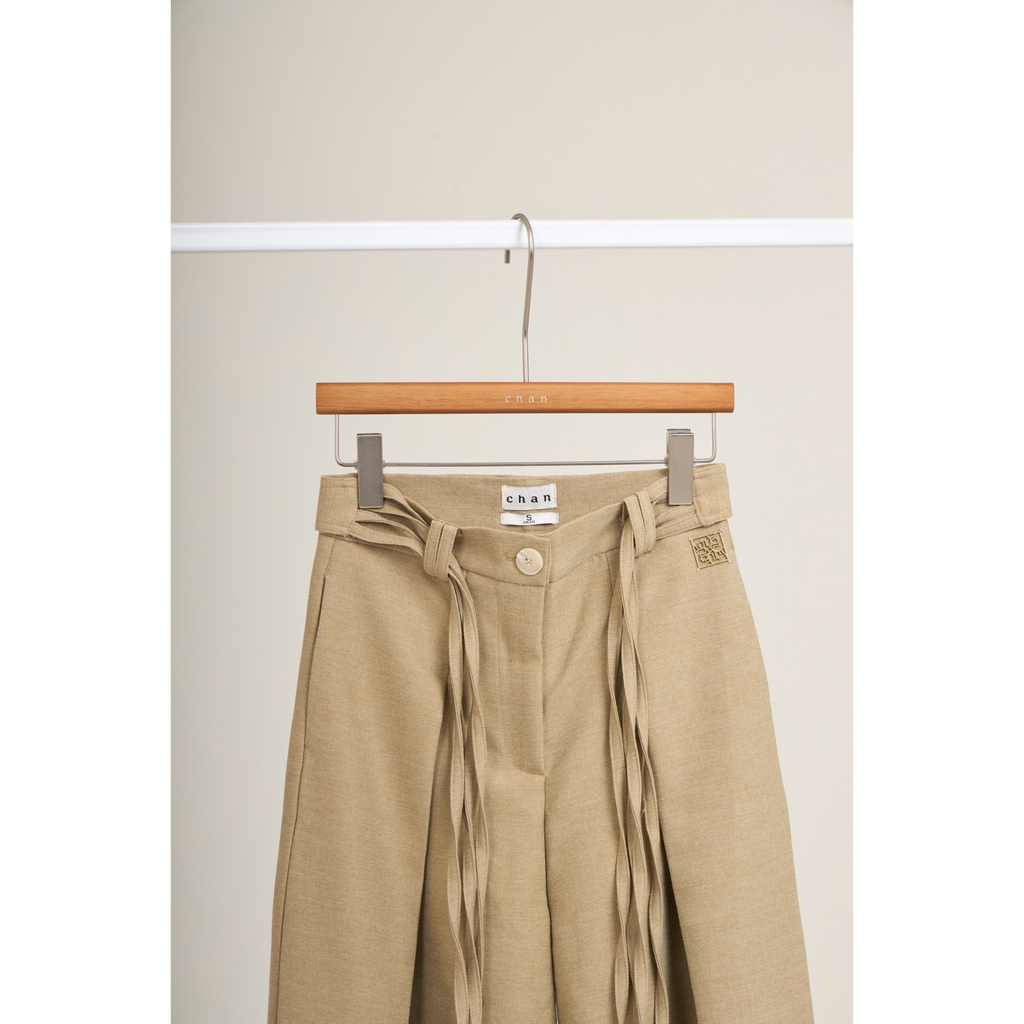 Pleated Wide-Leg Pants  – Sand Beige