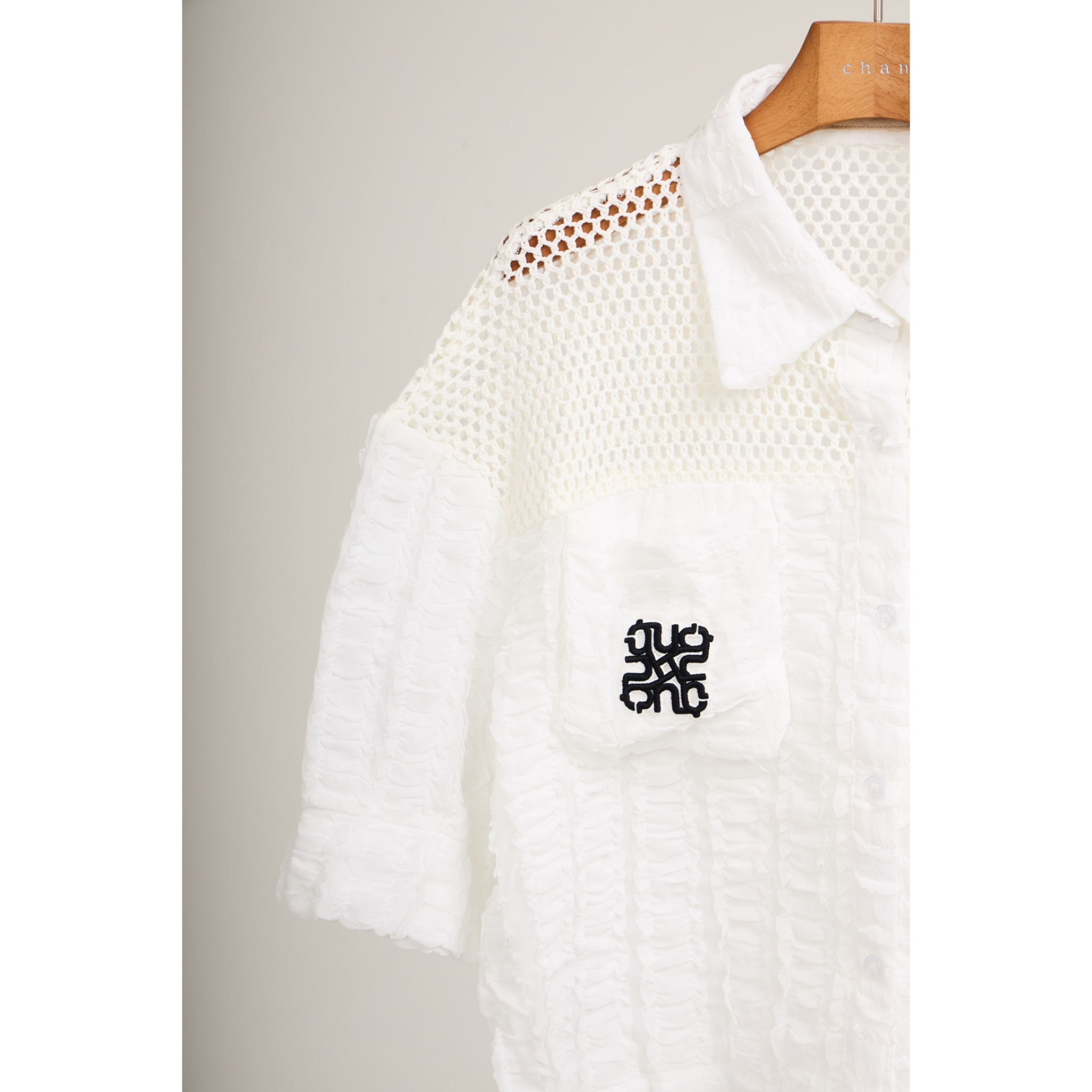 Knit Panel Crop Shirt – White