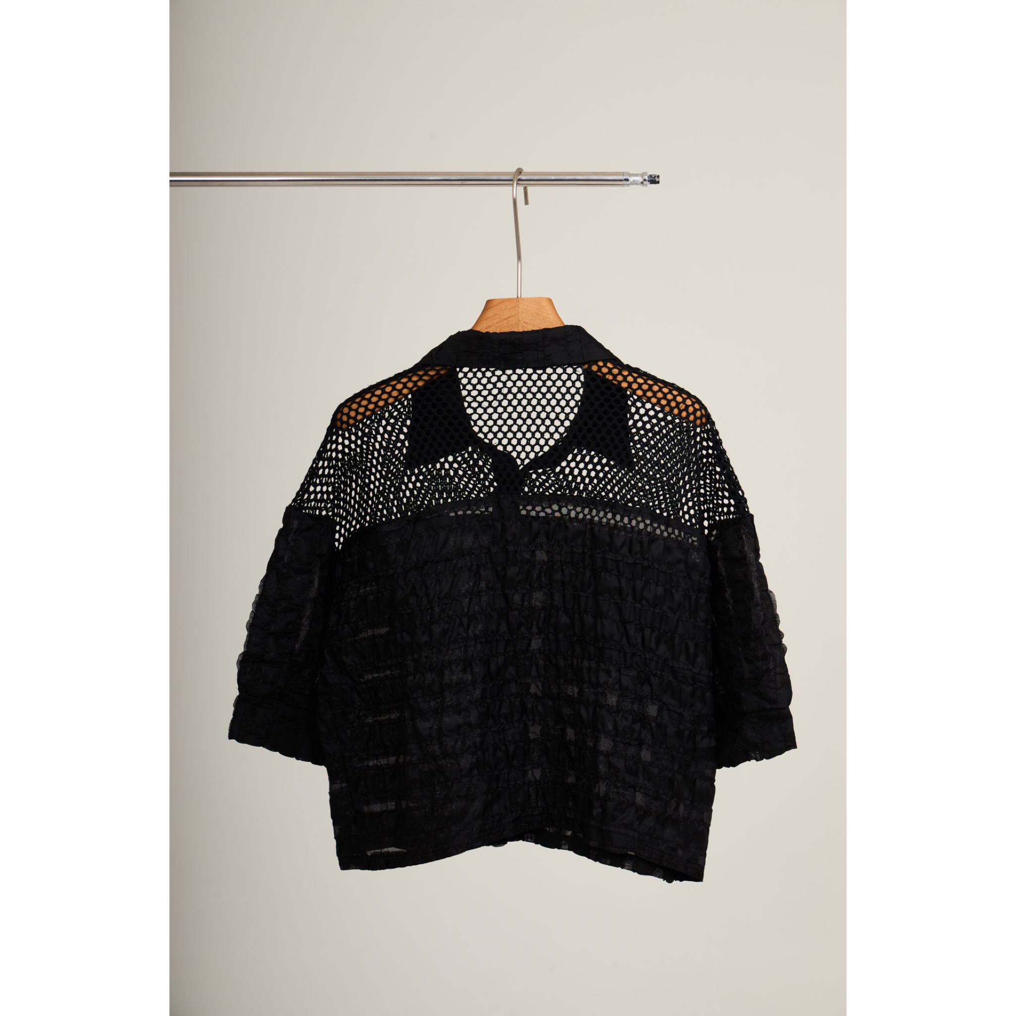 Knit Panel Crop Shirt – Black