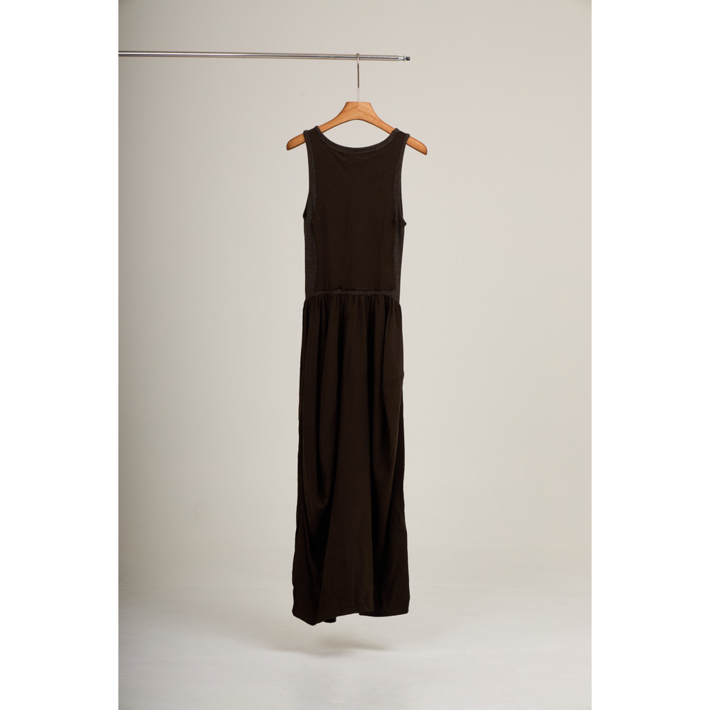 Sleeveless Maxi Dress – Brown