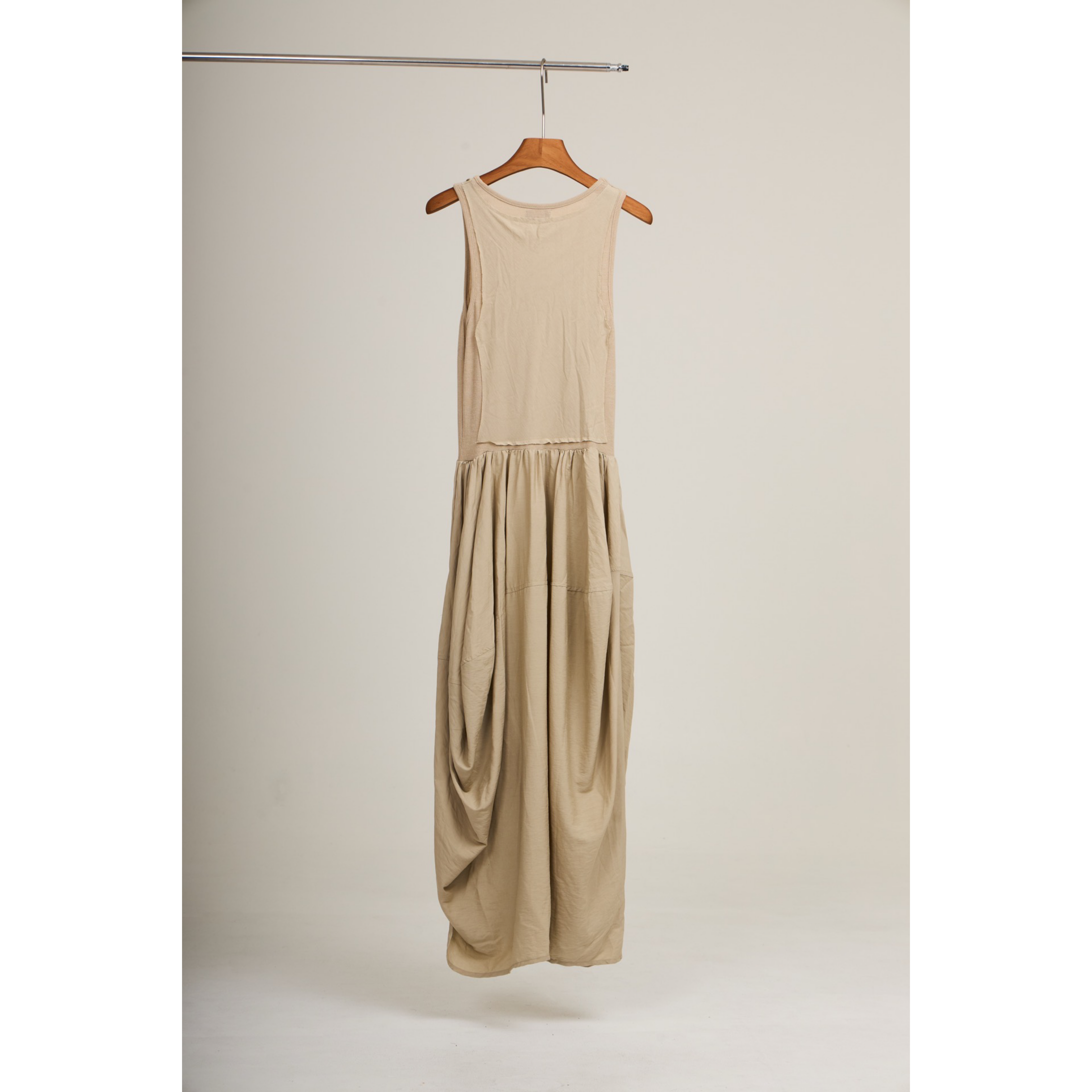 Sleeveless Maxi Dress – Beige