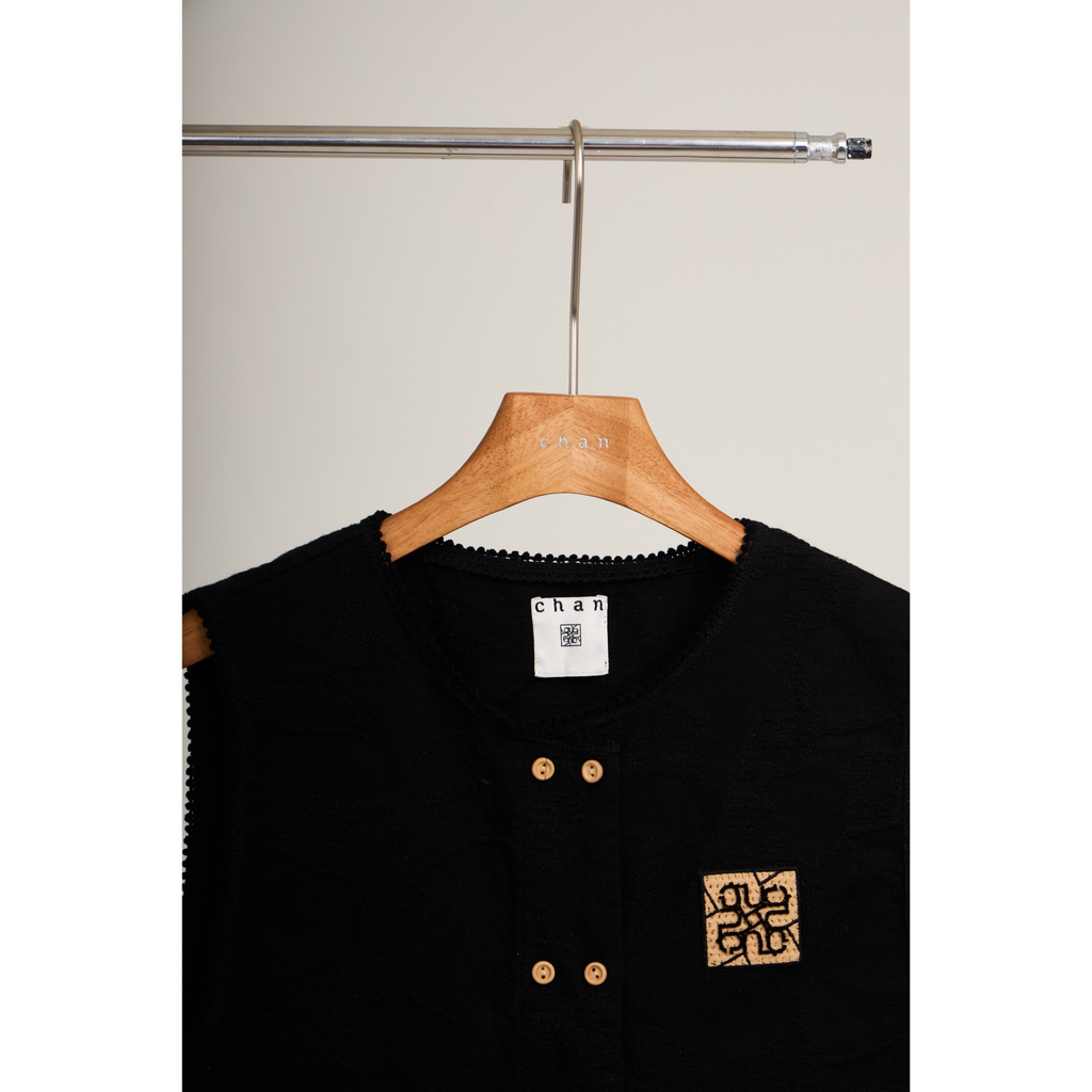 Embossed Sleeveless Vest – Beige