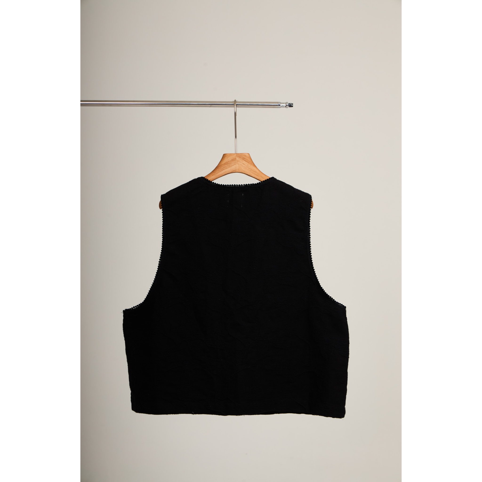 Embossed Sleeveless Vest – Beige