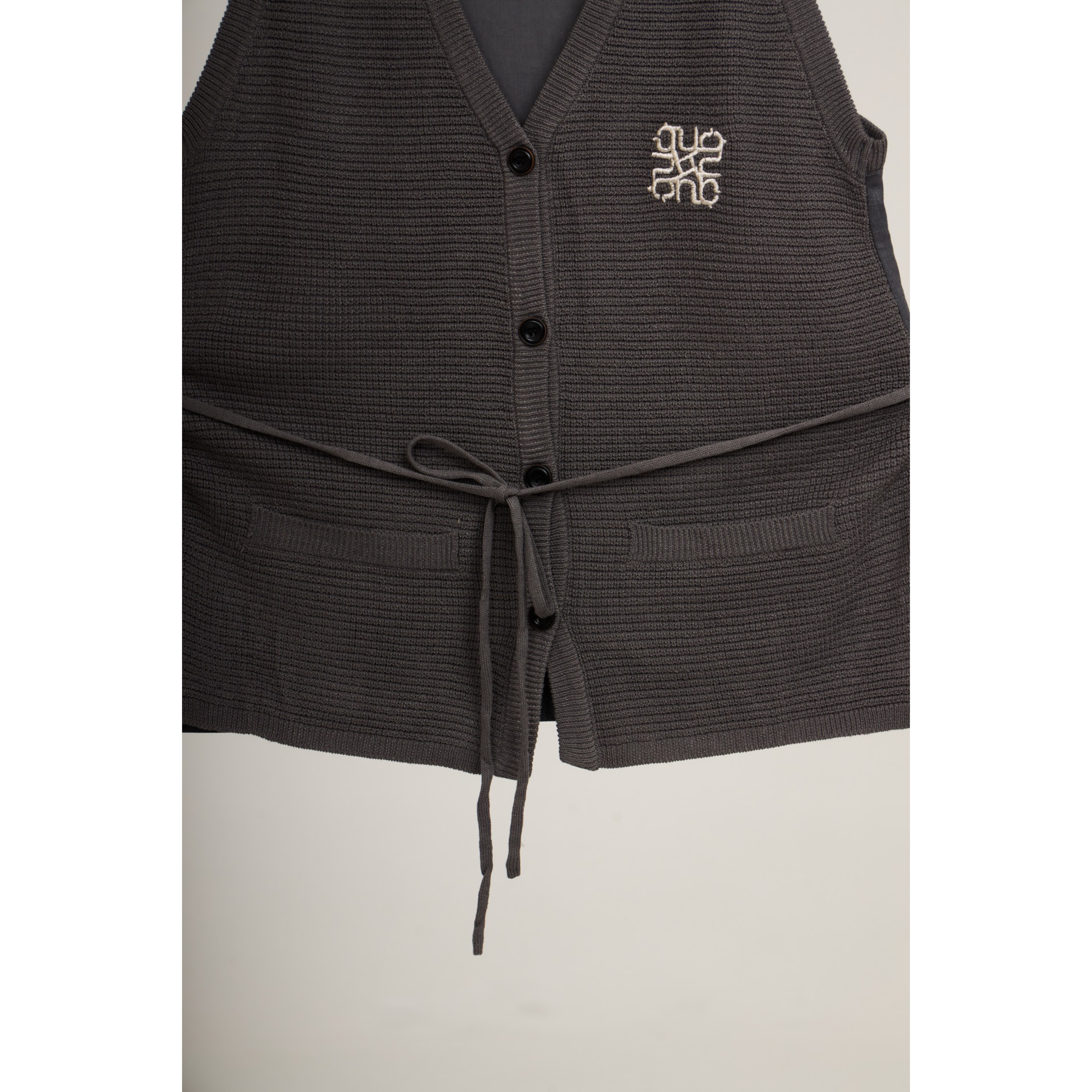 Knit V-Neck Tie Vest – Charcoal