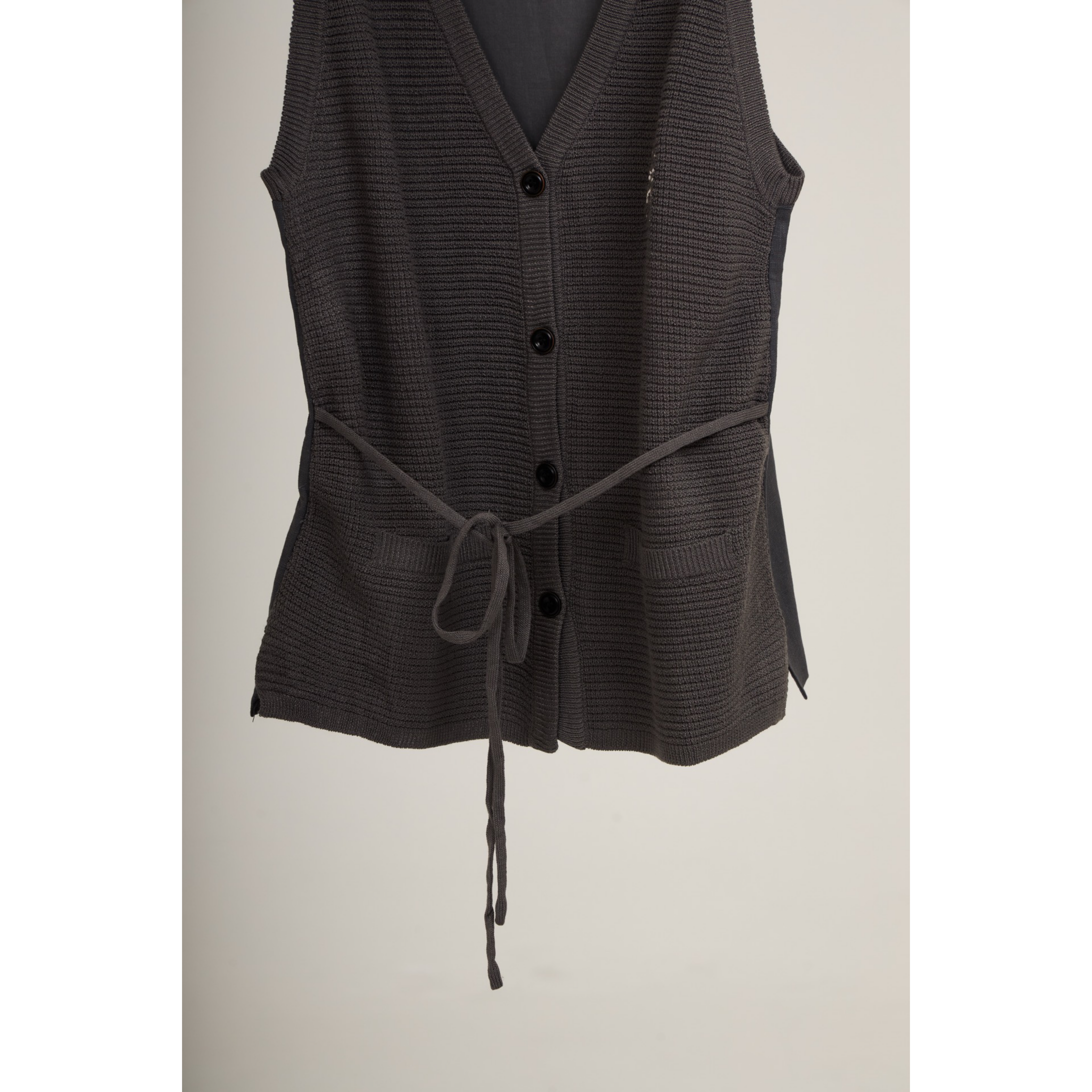 Knit V-Neck Tie Vest – Charcoal
