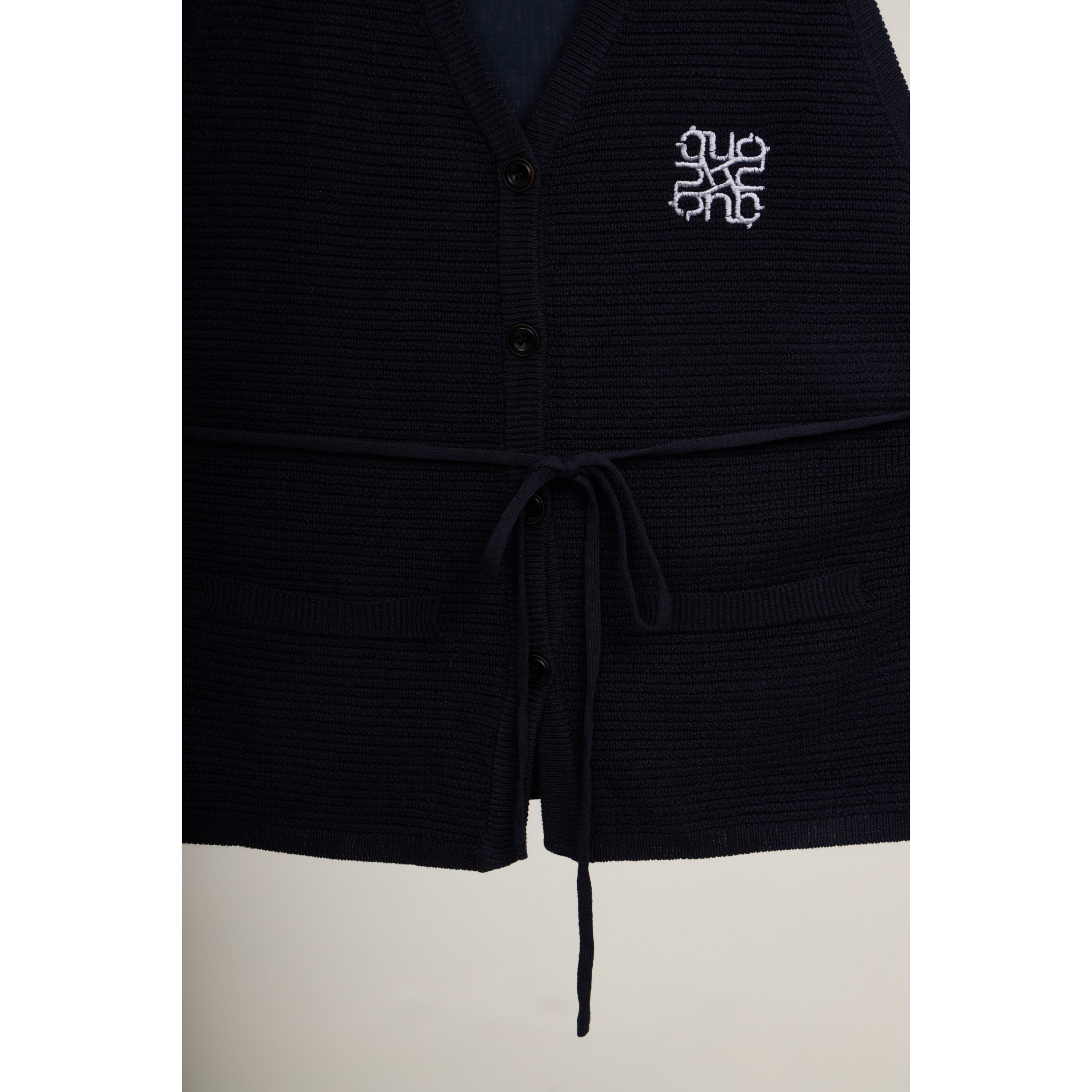 Knit V-Neck Tie Vest – Navy