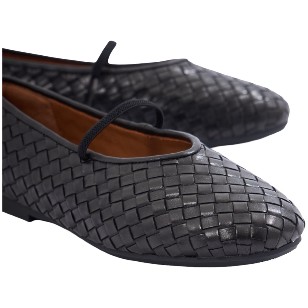 Chan Journey – Florence Handmade Woven Calfskin Flats – Midnight