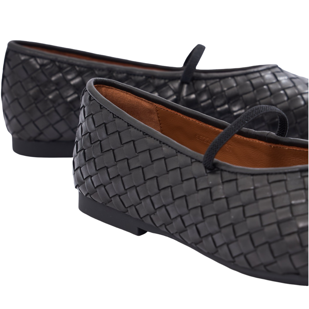 Chan Journey – Florence Handmade Woven Calfskin Flats – Midnight
