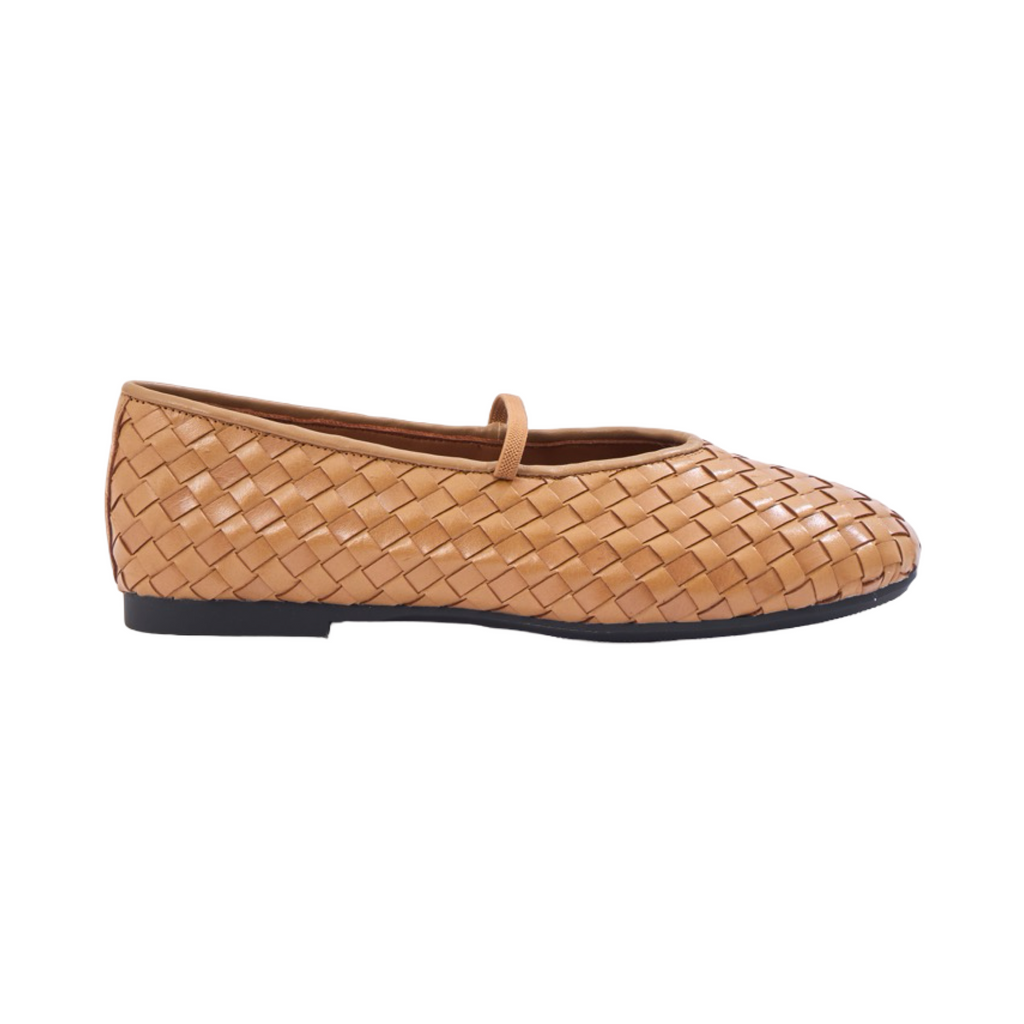 Chan Journey – Florence Handmade Woven Calfskin Flats – Milk Tea