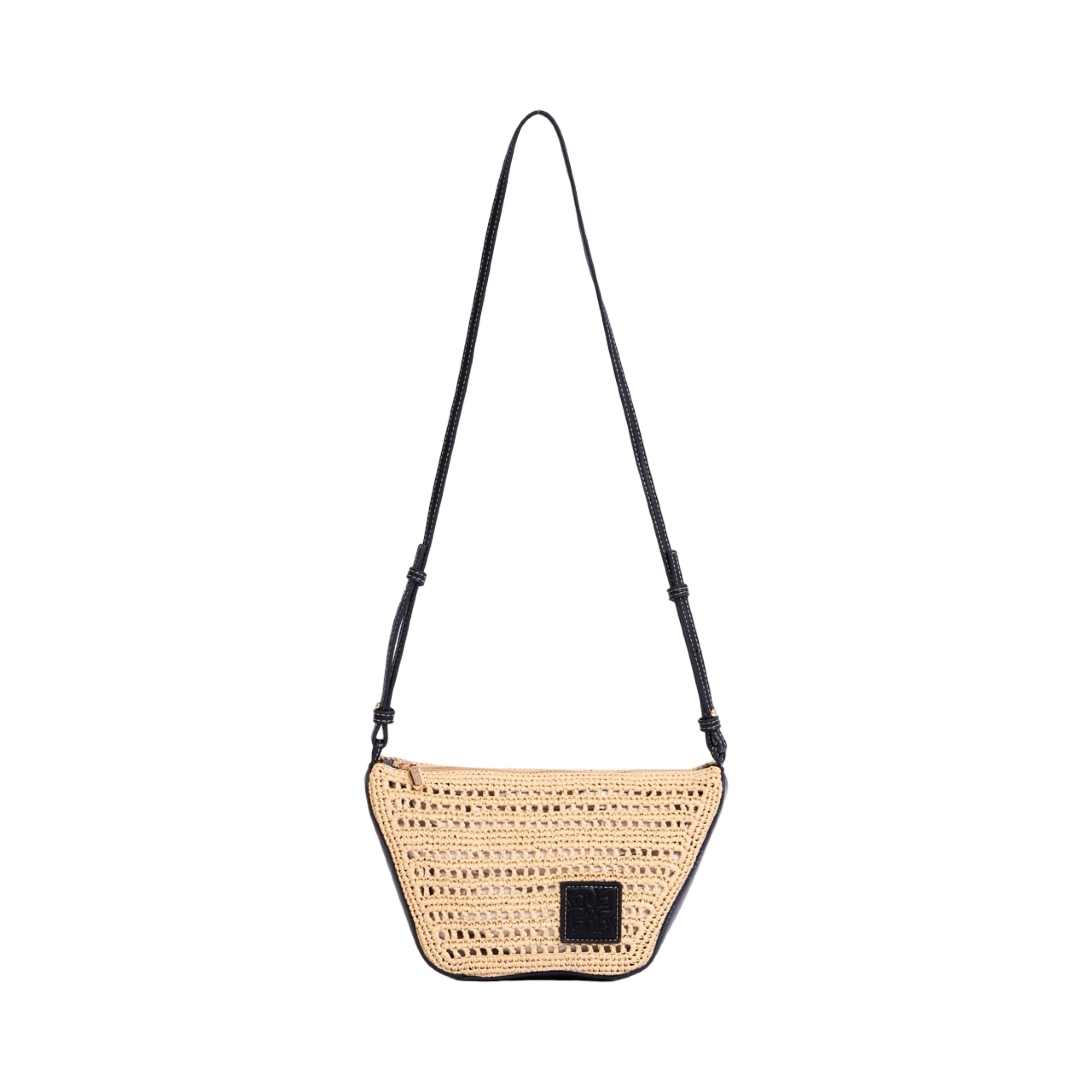 Artisan Vovage – Trapeze Straw Crossbody – Black