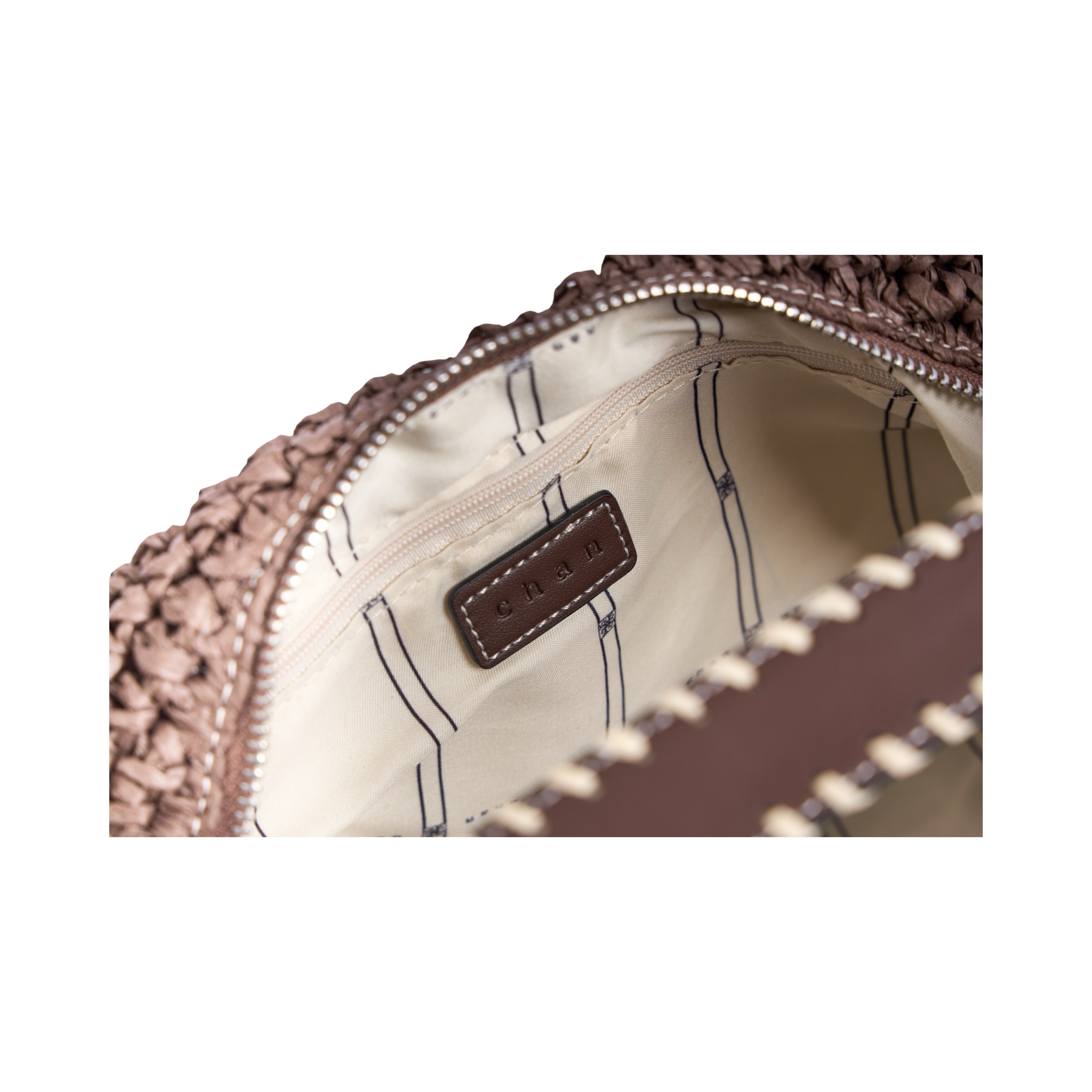 Artisan Vovage – Straw Crescent Crossbody S – Brown