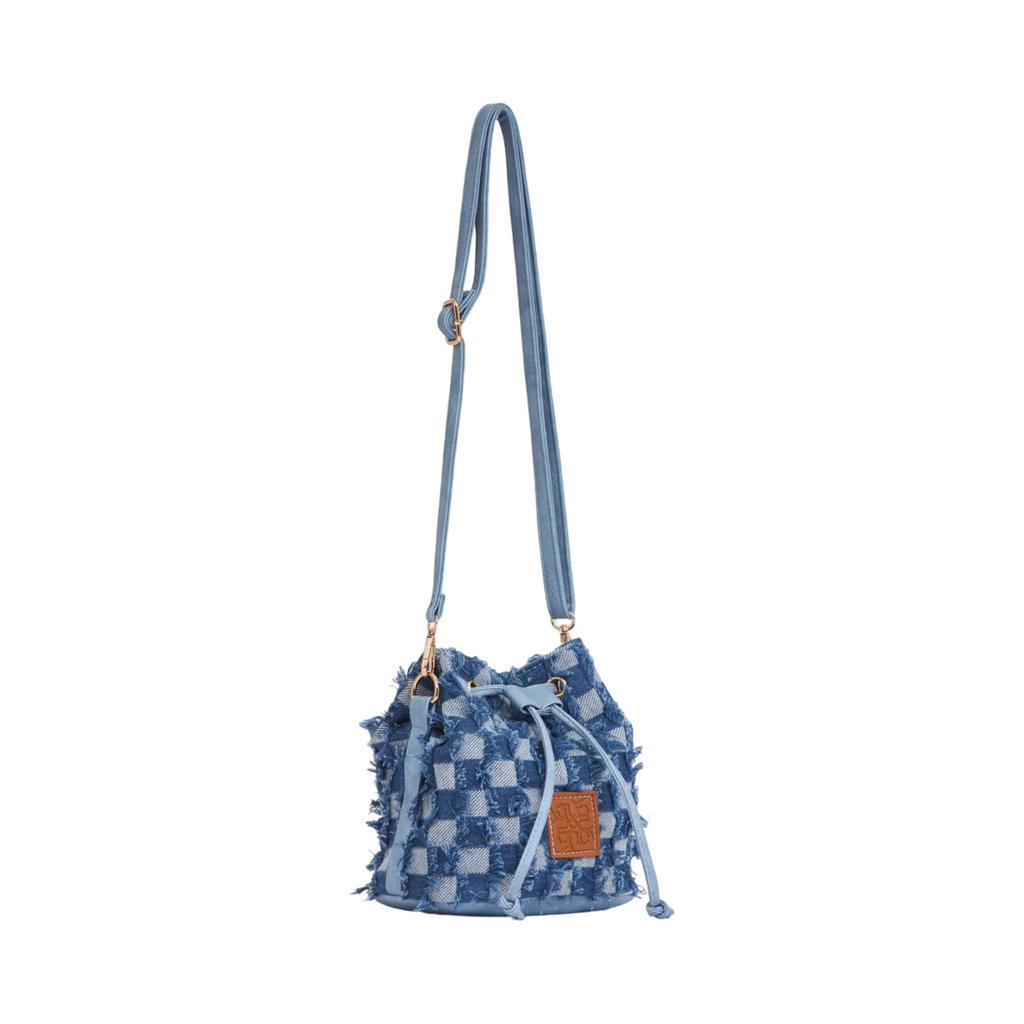Midnight Weave – Frayed Denim Bucket Bag – Blue
