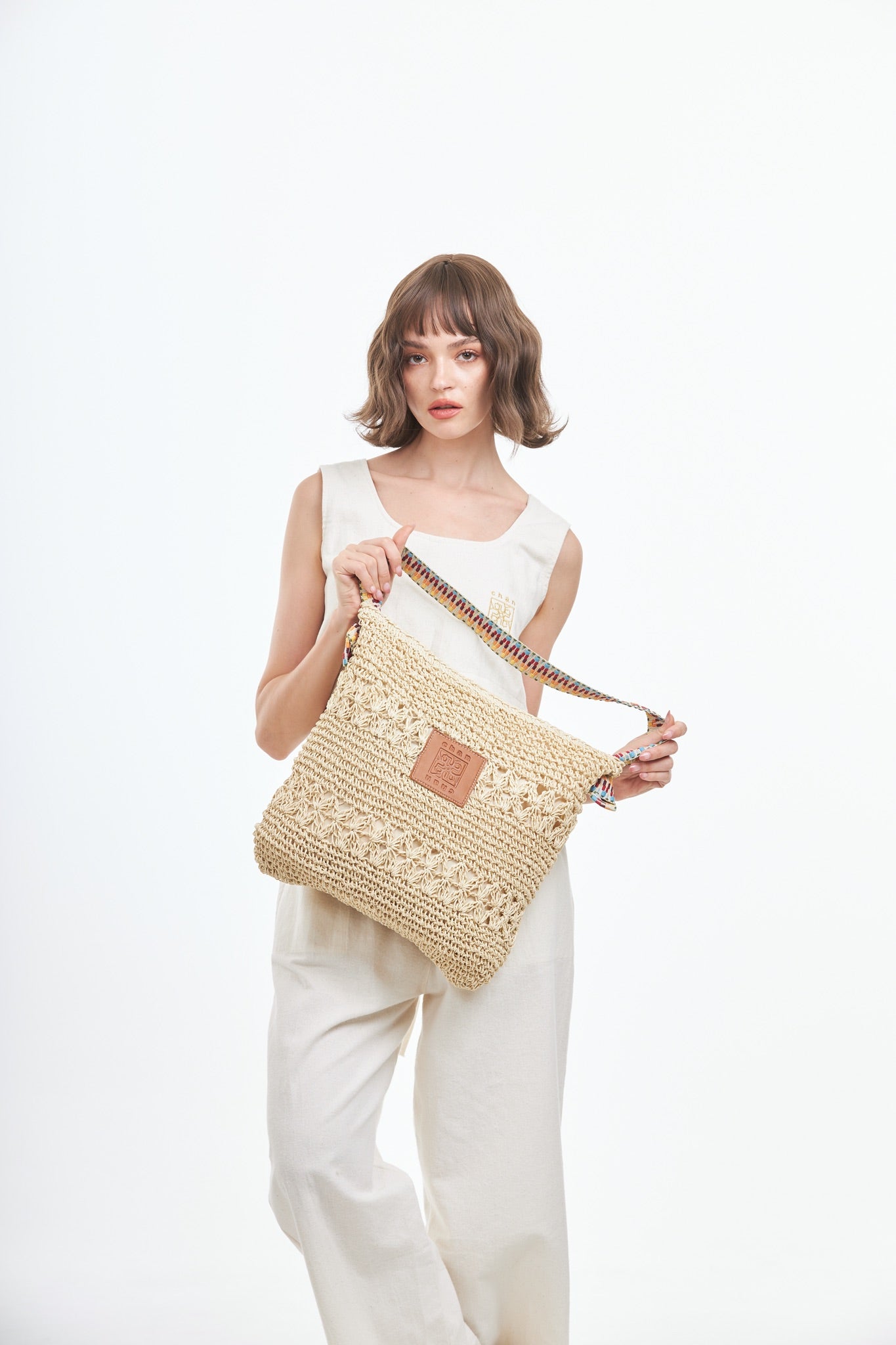Everyday Earth – Straw Bag With Rainbow Strap – Beige