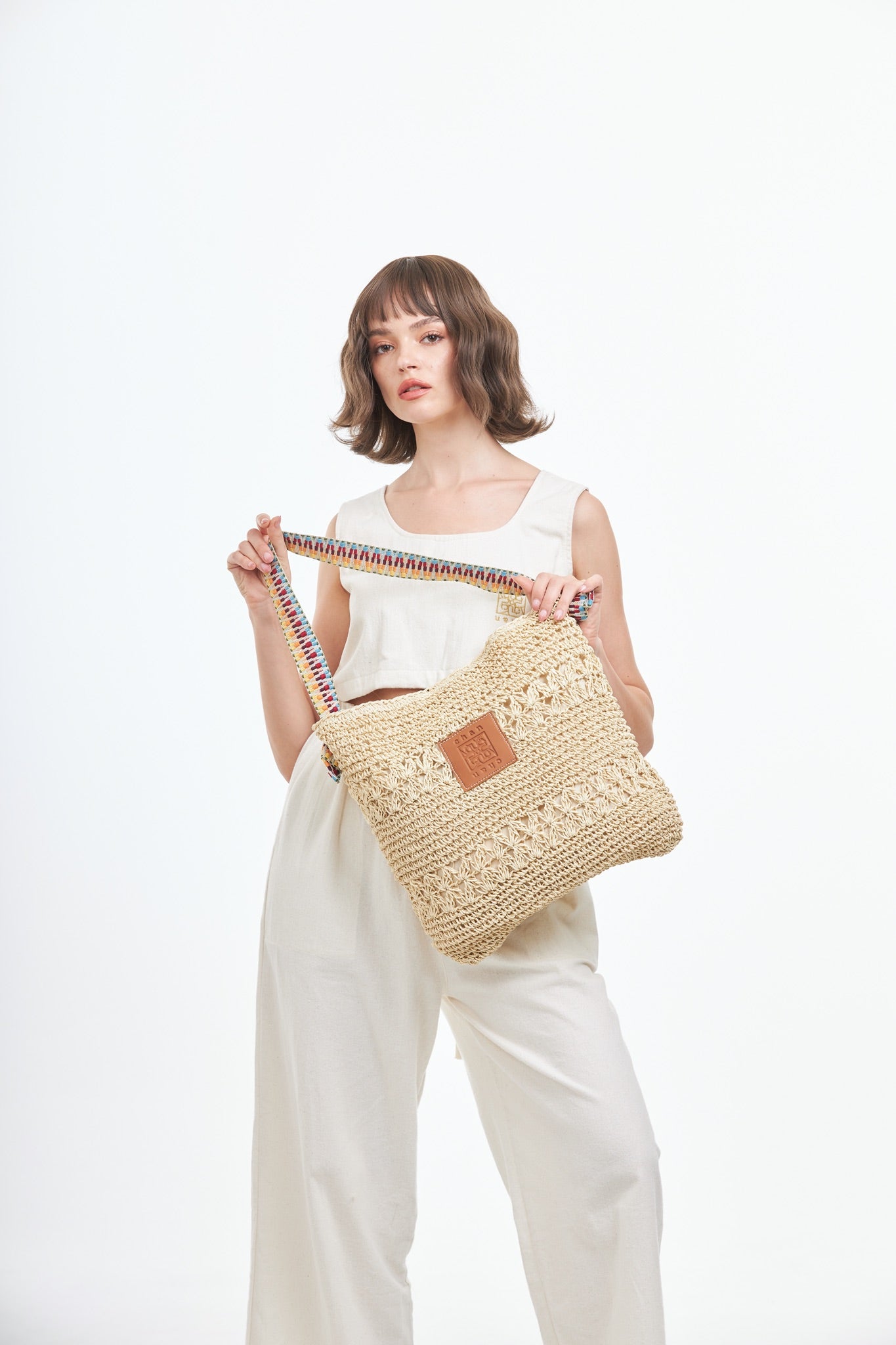 Everyday Earth – Straw Bag With Rainbow Strap – Beige