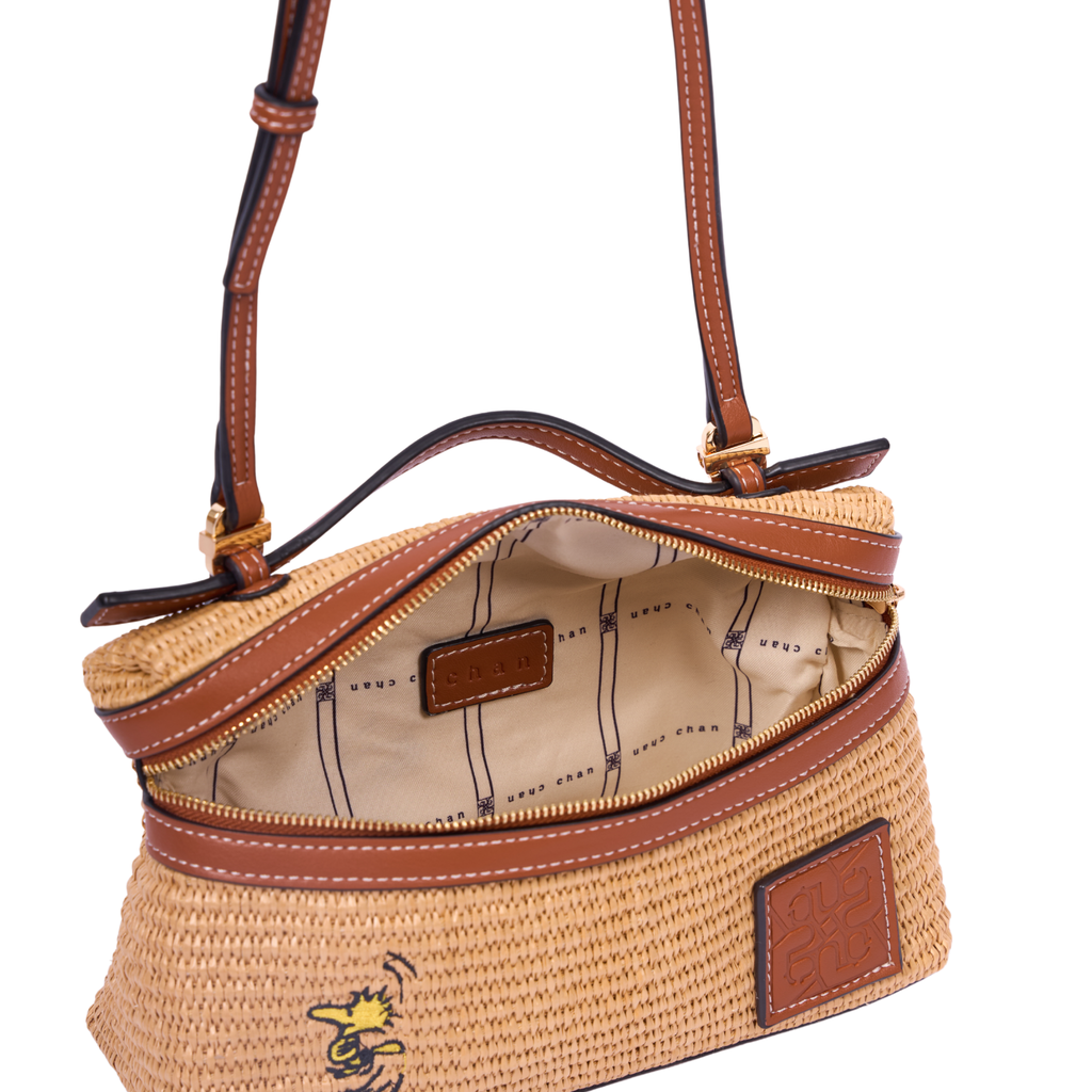 Chan x Peanuts – Vanity Straw Crossbody – Brown